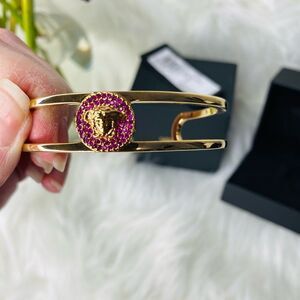 🛍️ Versace Authentic Bracelet with Medussa Surrounded by Pink Stones